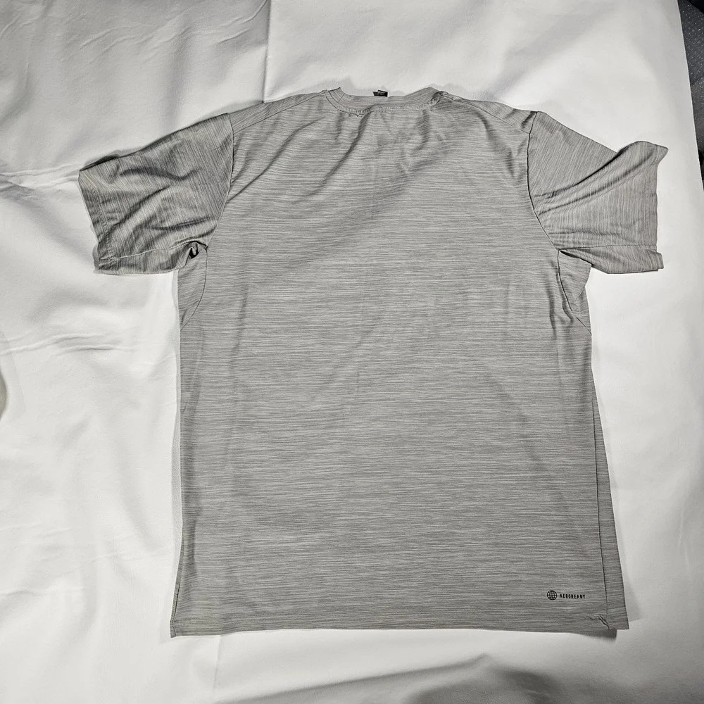 Adidas AeroReady Gray Athletic T‎ Shirt Mens Large Short Sleeve Logo